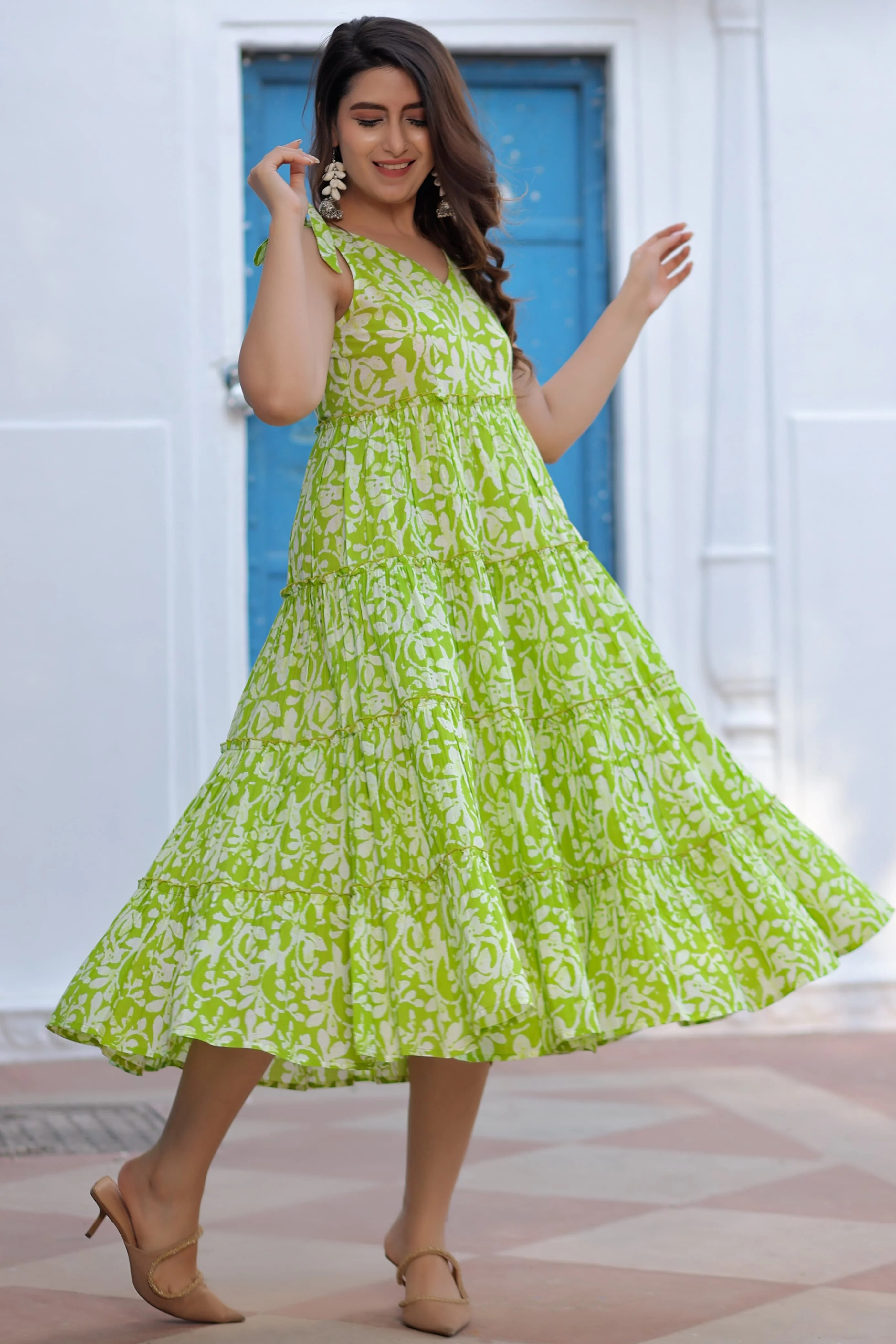 Green Printed Cotton Sleeveless Gown | Women's Collection