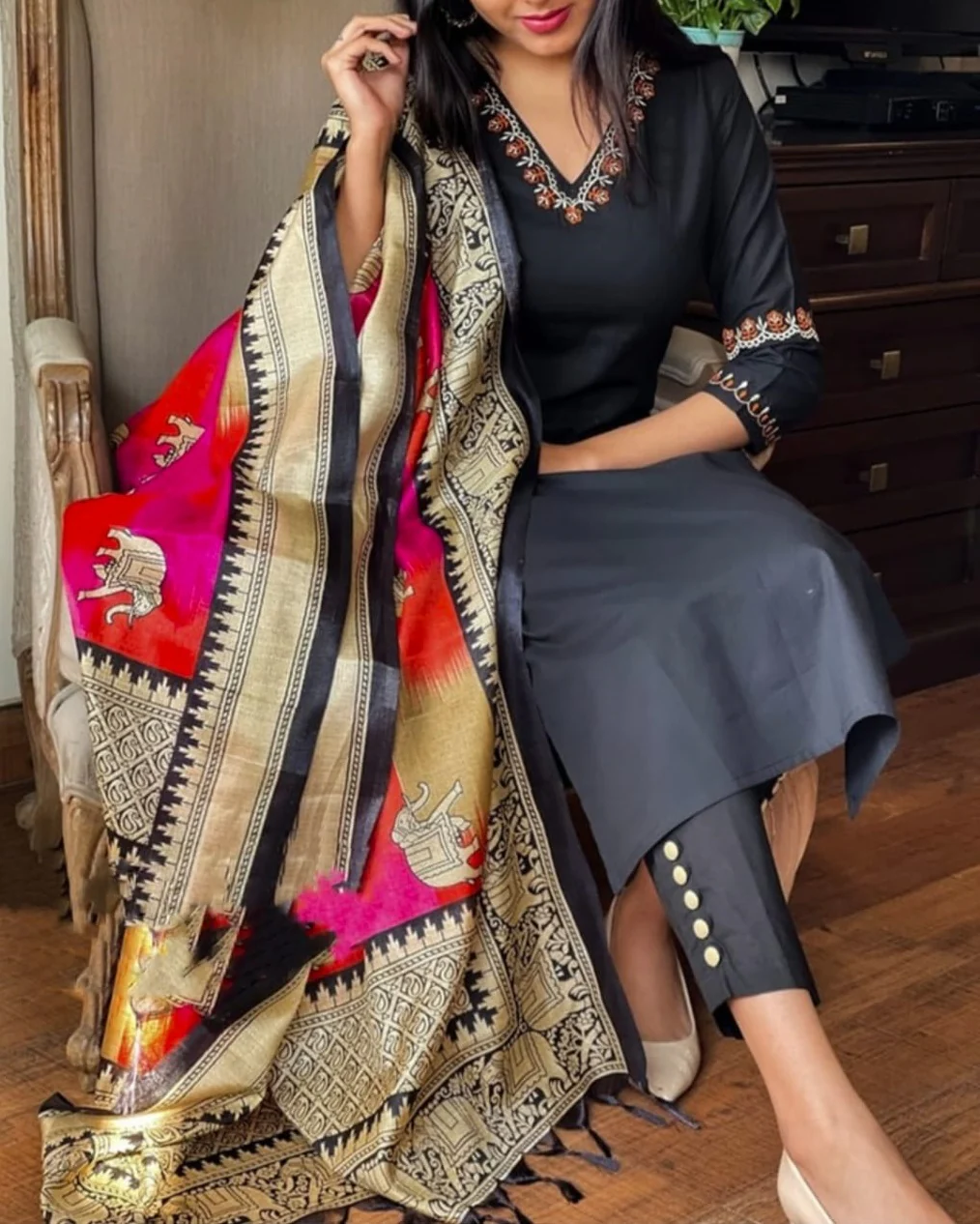 Black Embroidered Cotton Kurta Pant Set with Khadi Dupatta | Women's Collection